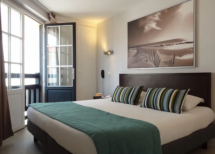 Отель Florida 4*